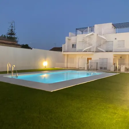 Apartamento Turistico Damajuana Parking Free Espartinas Exterior photo